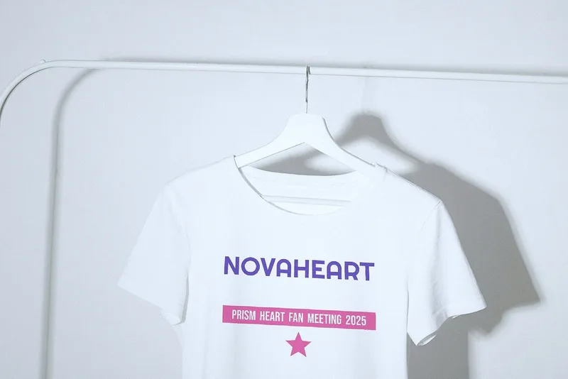 Prism Heart fan meeting tee by Novaheart