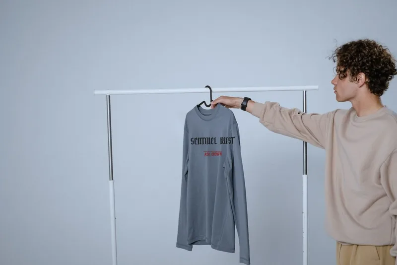 Ash Crown longsleeve by Sentinel Rust