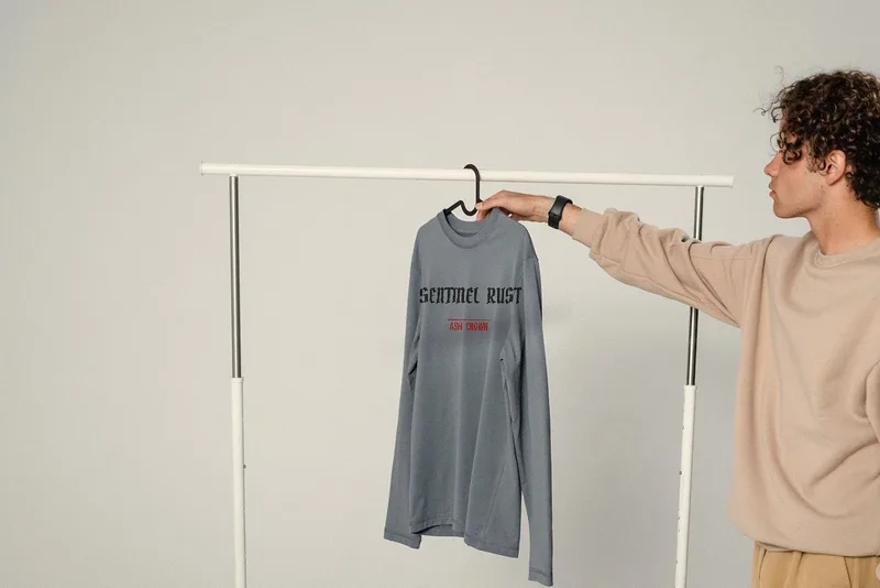Ash Crown longsleeve by Sentinel Rust