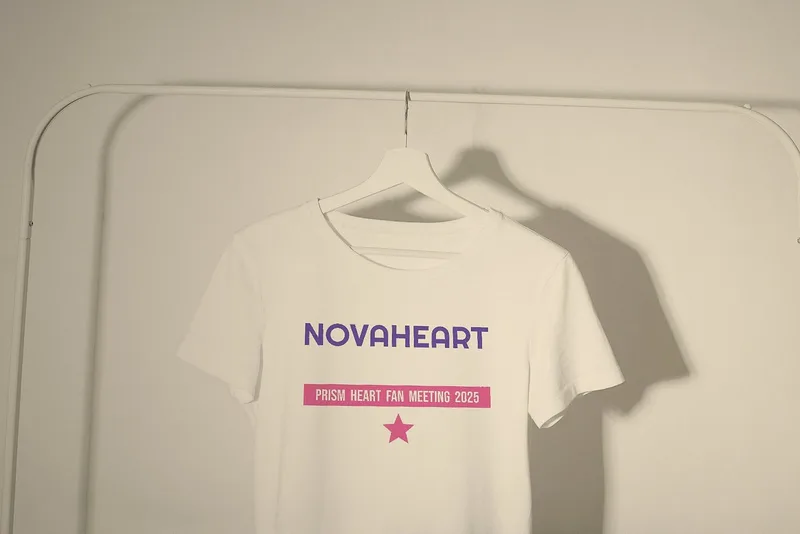 Prism Heart fan meeting tee by Novaheart